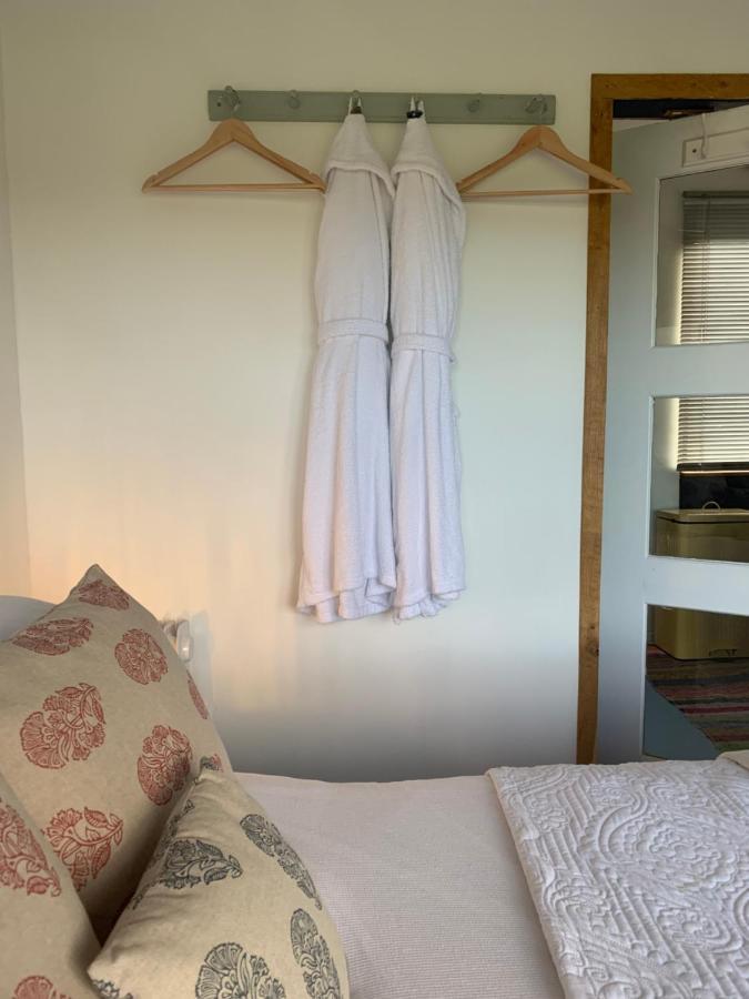 Countryside Garden Summer House Apartamento Calne